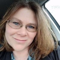 Lori Bennington