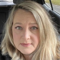 Krystal Bishop, Phr