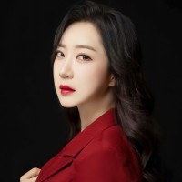 Carrie Lin