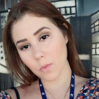 Julyana Comunian