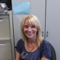 Lynn Tsakos
