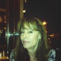 Sandi Lewis