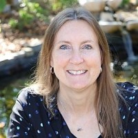 Julie Niles