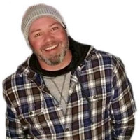 Vaden Hank Wennik