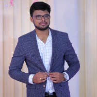 Vignesh R