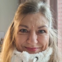 Anna V.