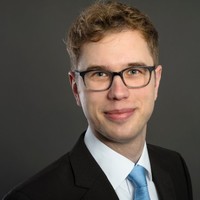 Dr. Matthias Klückmann