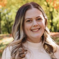 Laura (Dinardo) Scott