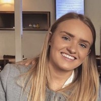 Mia Sharp