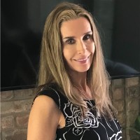 Dr. Sarah Brewer