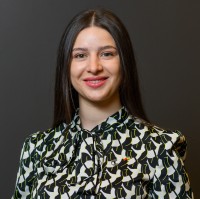 Alina P.