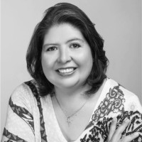 Dhayana Cuéllar Becaría