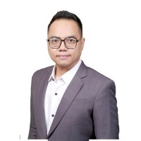 Steward Brian Pradita