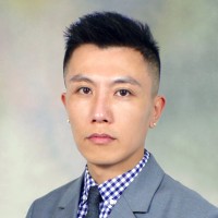 王偎溥