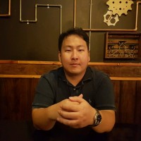 Pil Woo Lee