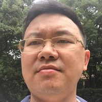 黄世成