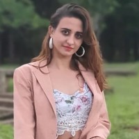 Thayná Barros