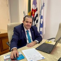 Carlos Melo