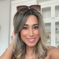Adriana Schneider