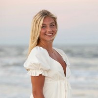Anna Romaine