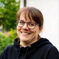 Dr. Katja Scheer