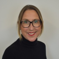 Fiona Lowe