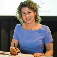Laura Roelofs