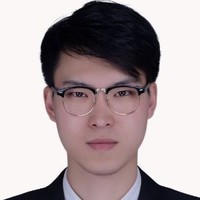 李成龙