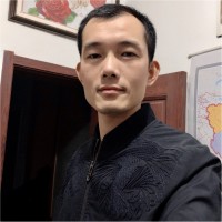 雷威威