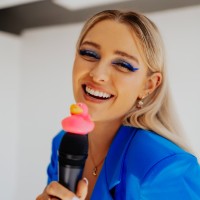 Julia Steele
