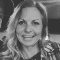 Lynda Lang-Olsen