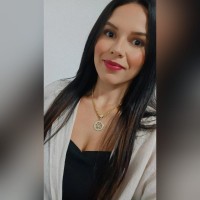 Caroline Neves