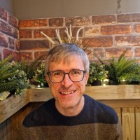 Huw Davies