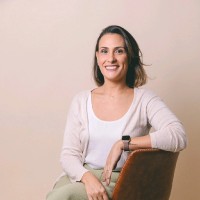 Julia Dutra S Magalhães