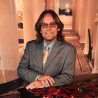 Michael Wells