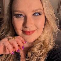 Alexia Regina Mandolesi Costa