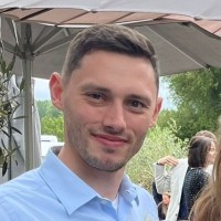 Darren Hutton Dipfa- Financial Adviser