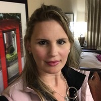 Luciana Marin Steinle Camargo