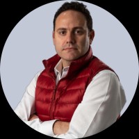 Roberto Mendoza