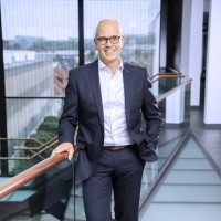 Dr. Andreas Echelmeyer