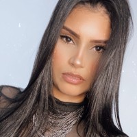 Ruana Lima