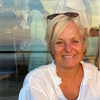 Sylvia Simons