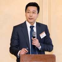 Jude Yang, Cfa/Cpa/Mba