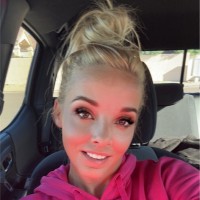 Lynda (Nina) Davis