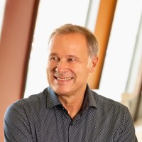 Thomas Pfau