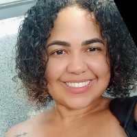 Mayra Alves