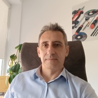 Toni Nikolovski