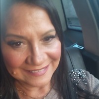 Crys Santos