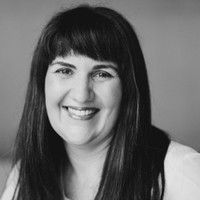 Debbie Mckell