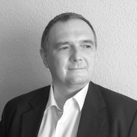 Szekeres László